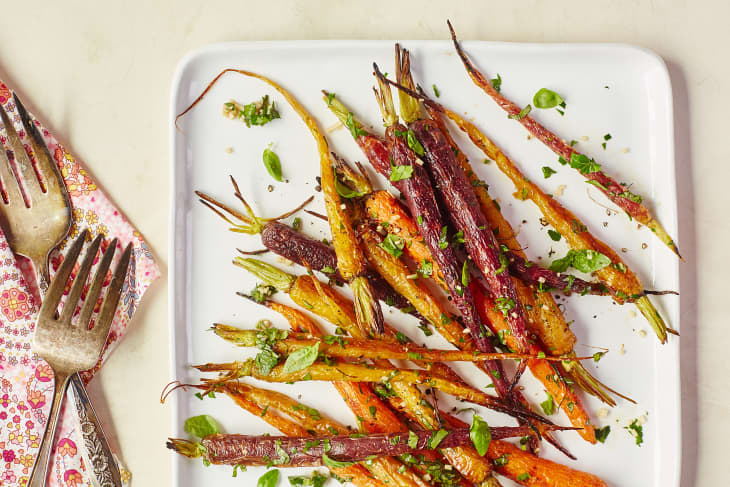Herb-Roasted Baby Carrots