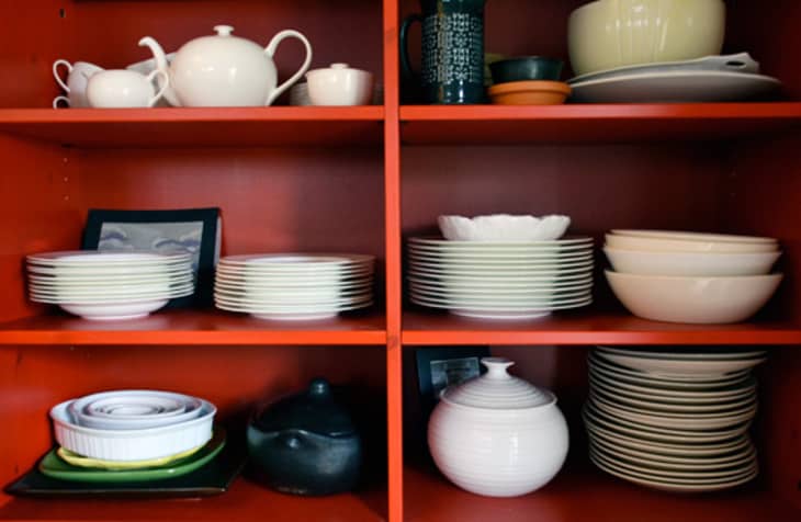 Porcelain Dinnerware Set Buying Guide: 5 Key Factors to Consider