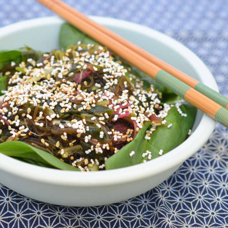 Seaweed Salad with Popped Amaranth and Sesame