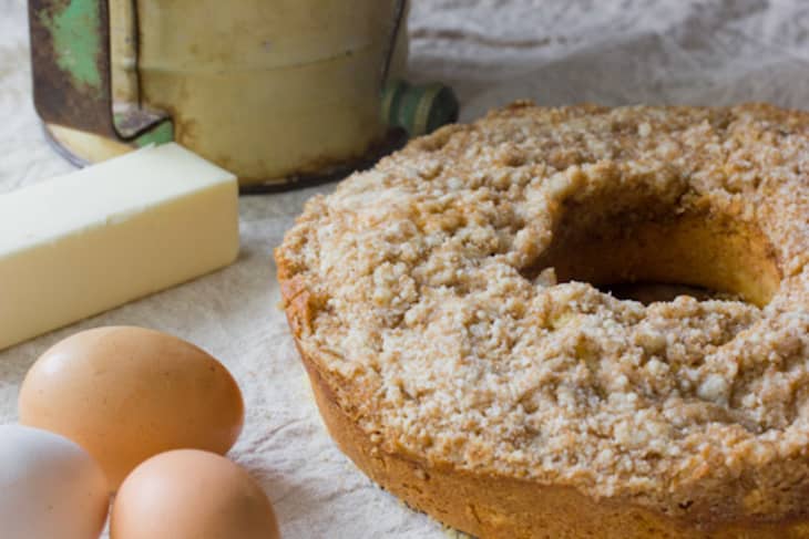 Recipe: Overnight Buttery Streusel Coffee Cake | Kitchn