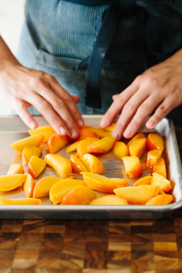 How to Store Peaches