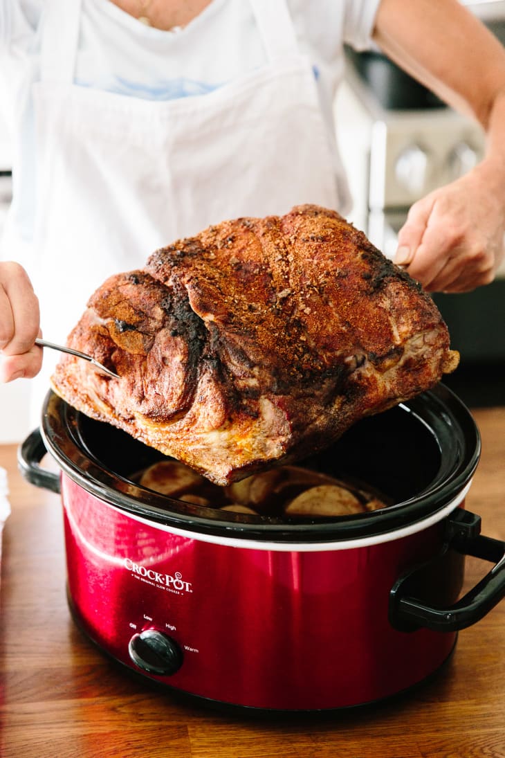 New upgrade over the holidays. Slow cooker Dutch oven style. : r/slowcooking