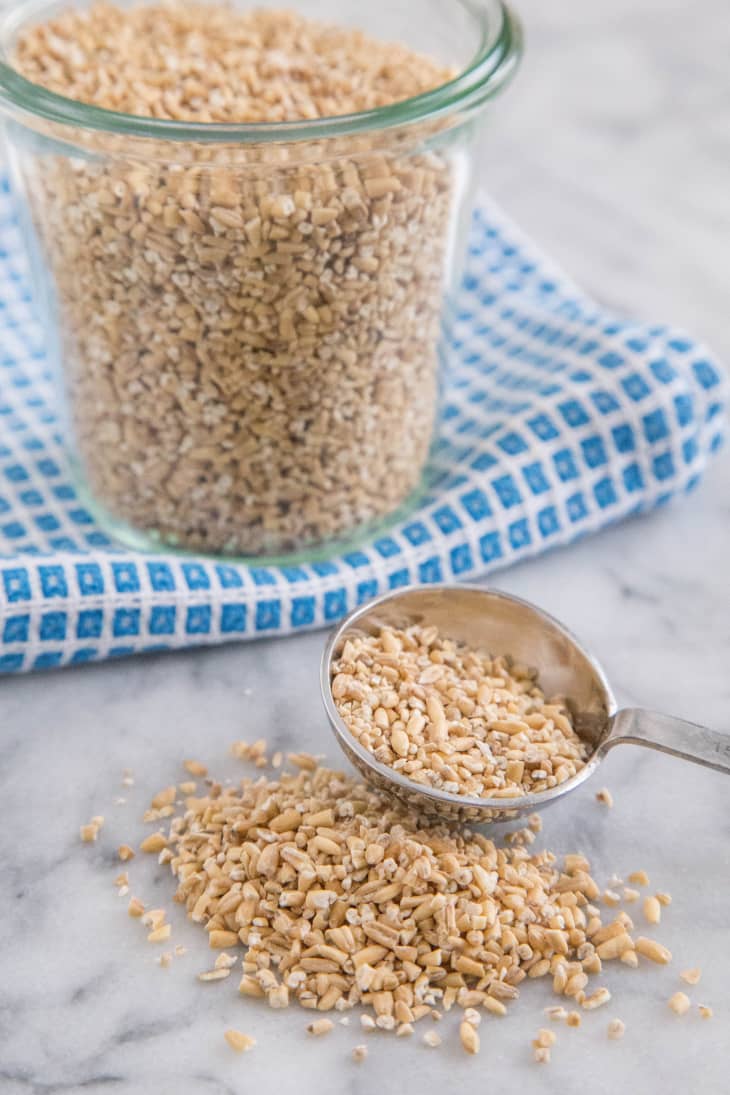 Steel-Cut vs Rolled vs Instant Oats: What's the Difference?