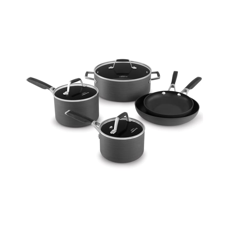 https://cdn.apartmenttherapy.info/image/upload/f_auto,q_auto:eco,w_730/k%2Fshopping%2F2023-06%2Fairbnb-superhost-kitchen-items%2Fcalphalon-select-nonstick-cookware-set