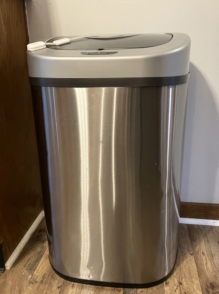 NINESTARS Automatic Touchless Infrared Motion Sensor Trash Can in someone's kitchen