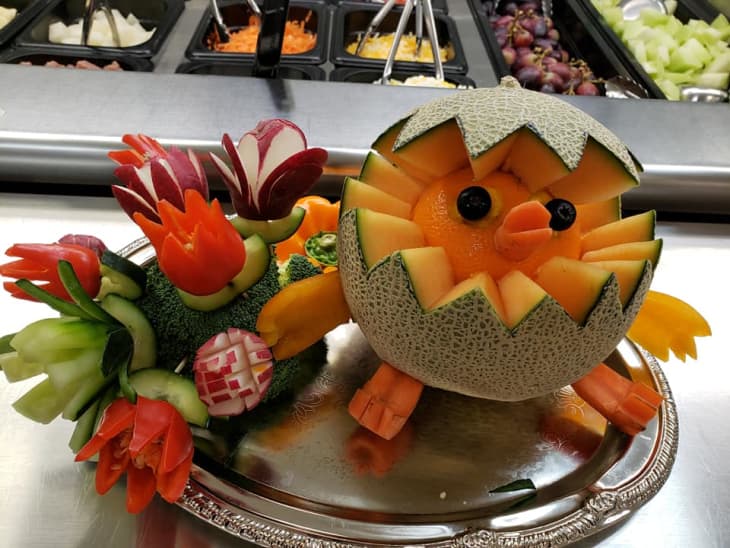 Lunch Lady Turns Aldi Fruits and Vegetables Into Whimsical Creations ...