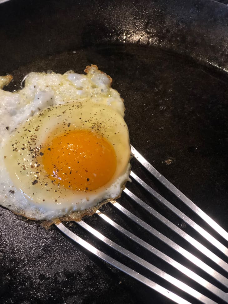 Best Fish Spatula Bon Appetit The Kitchn