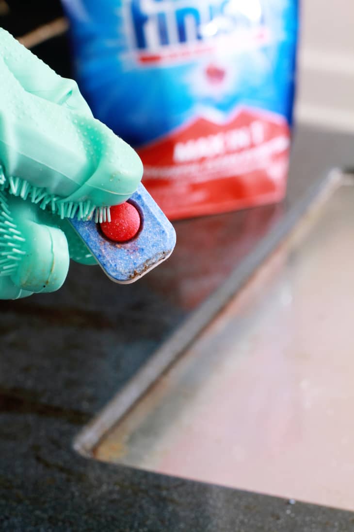 5 Easy and Effective Ways to Clean Your Oven Door The Kitchn