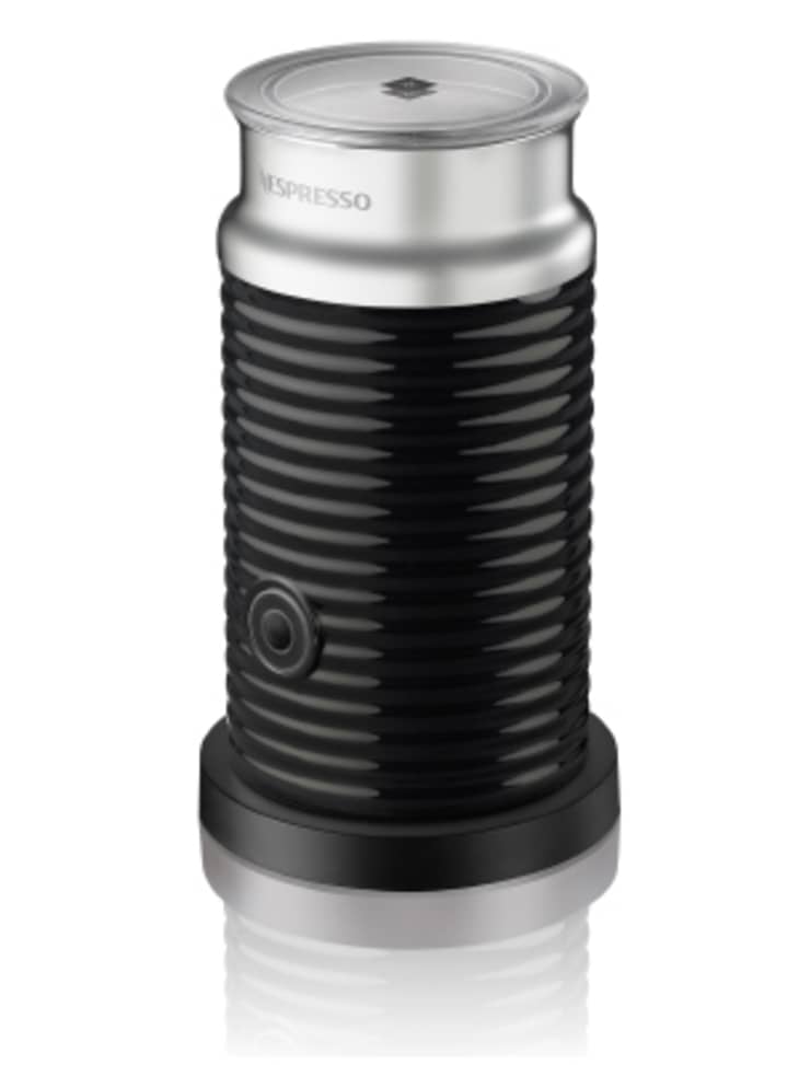 This Milk Frother Makes Worthy Lattes From My Dorm Room