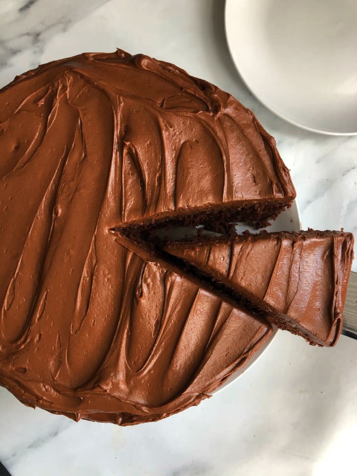 I Tried the RedditFamous Feathery Fudge Cake The Kitchn