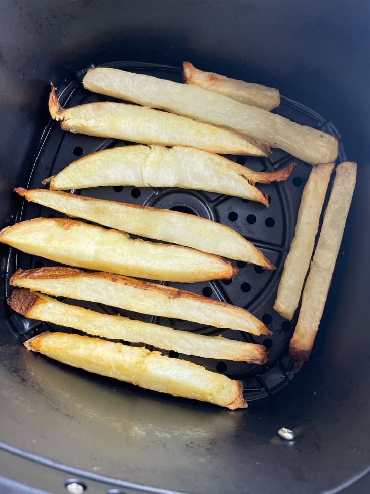 This Method for Cooking French Fries in the Air Fryer Might Be the Best ...