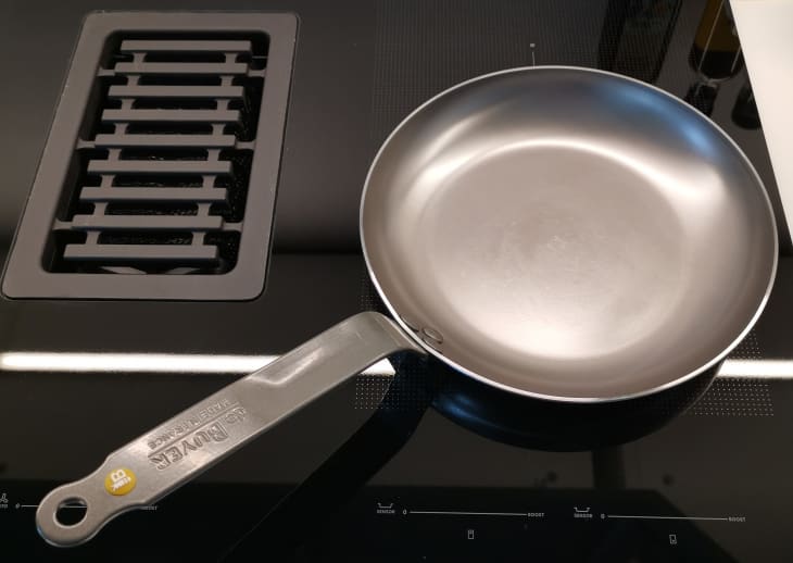 De Buyer Carbon Steel Skillet Review | The Kitchn