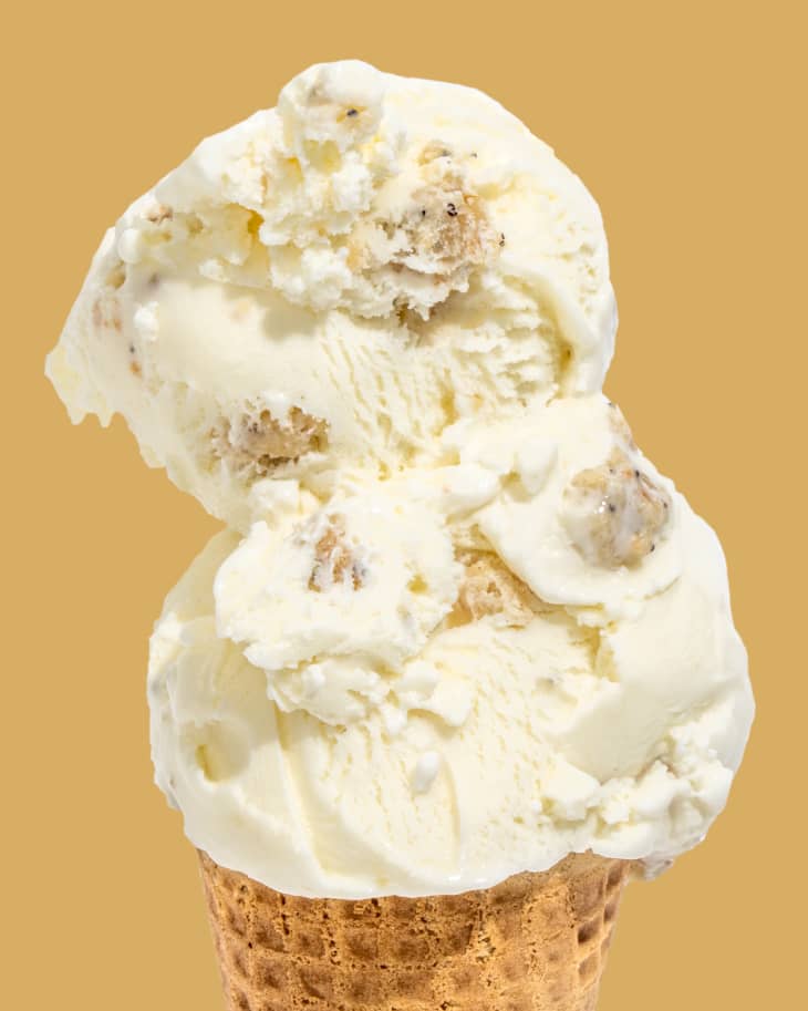 Jeni's Is Bringing Back Their Controversial Everything Bagel Ice Cream