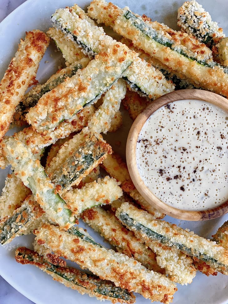 Air Fryer Zucchini Fries Recipe (Panko-Crusted) | Kitchn