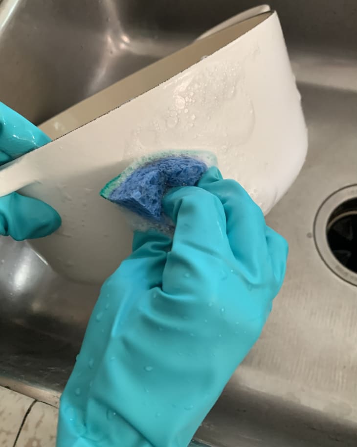 Best Dishwashing Gloves for Long Hands The Kitchn