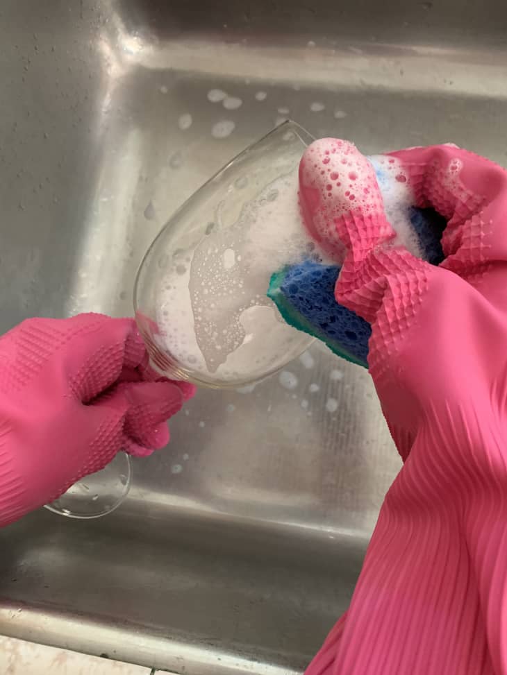 Best Dishwashing Gloves for Long Hands The Kitchn