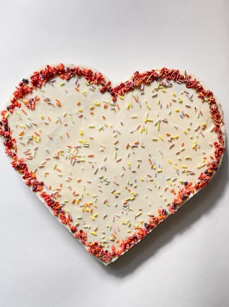 Heart Shaped Cake No Special Pan Required Kitchn