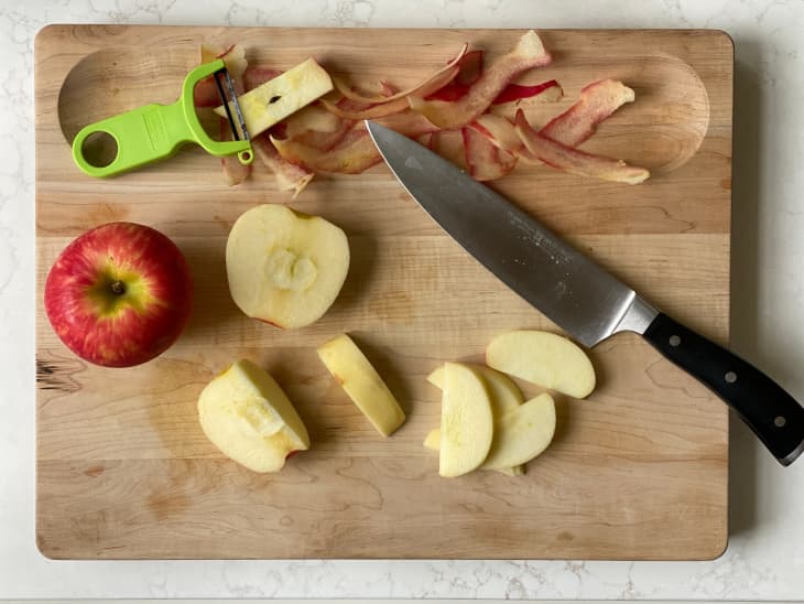 Sonder LA Winsome Maple Cutting Board Review 2023 Tried & Reviewed