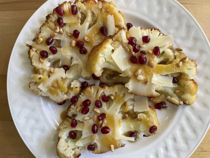 I Tried Blake Lively’s Favorite Roasted Cauliflower The Kitchn(00)