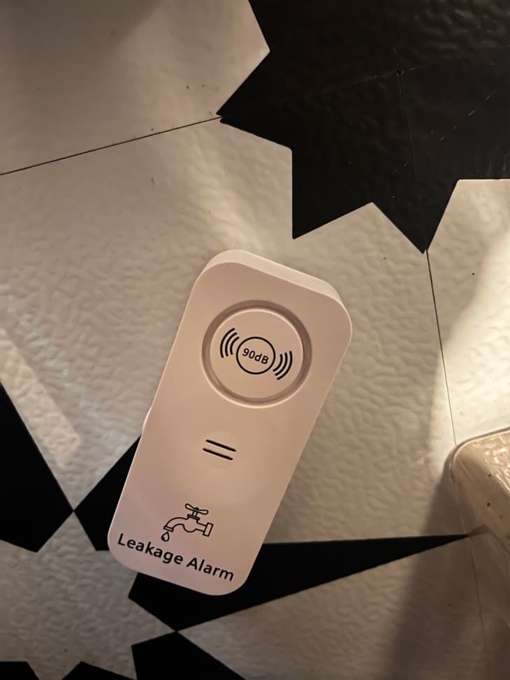 Plumbers Swear by This 8 Gadget to Prevent Water Leaks Apartment Therapy