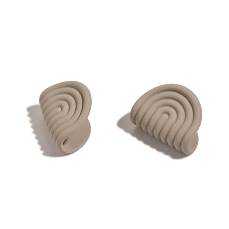 Our Place Hot Grips Review 2023 Mini Oven Mitts The Kitchn