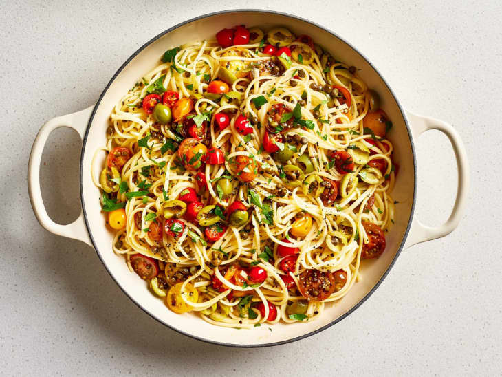 One Pot Pasta Puttanesca Kitchn 1507