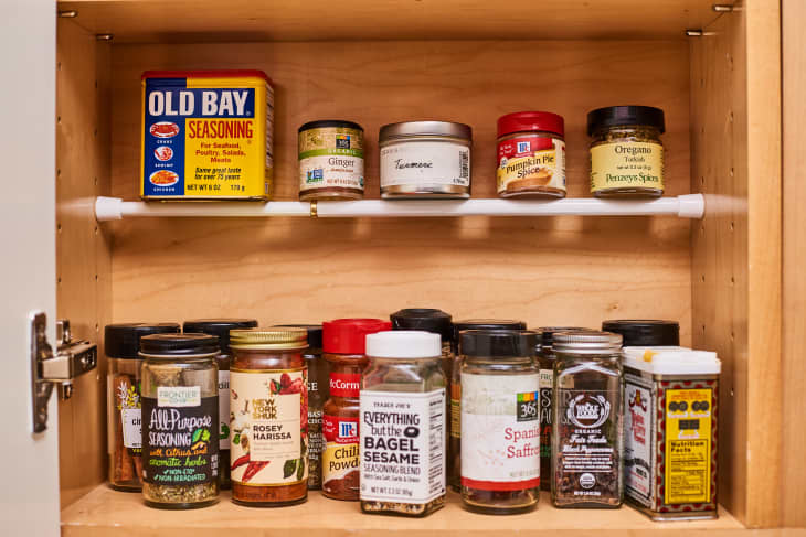 Storing spices in metal containers online