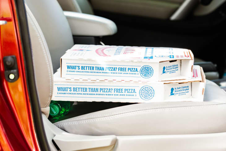 Use a Soda Bottle To Keep Pizza Level in The Car | The Kitchn