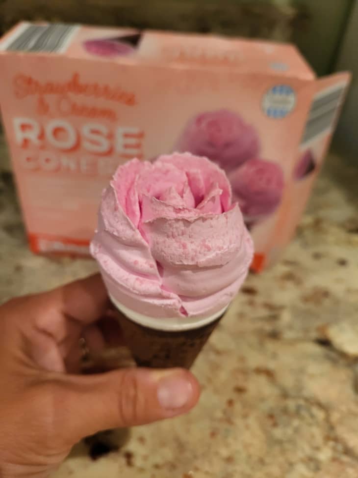 Aldi Sundae Shoppe Strawberries & Cream Rose Cones Review The Kitchn