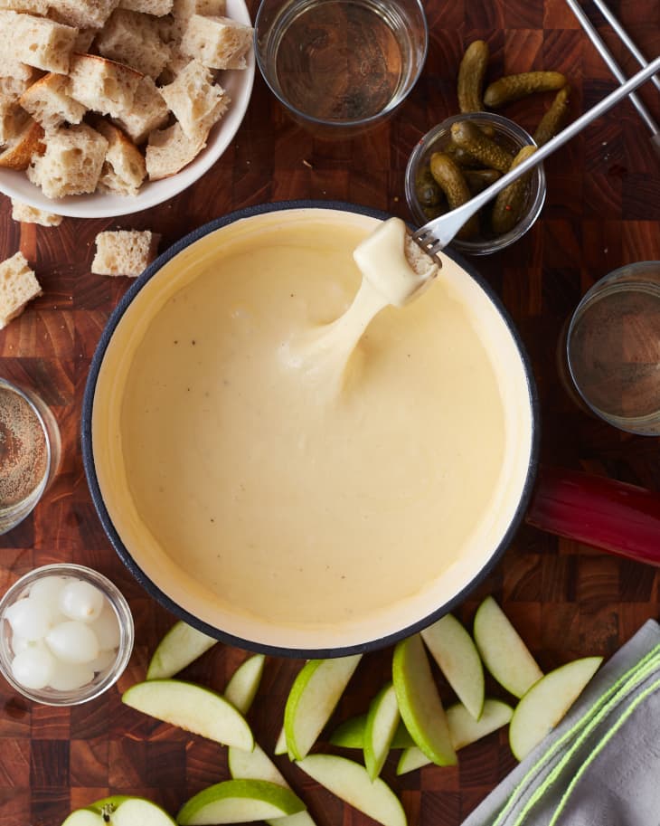 Classic Cheese Fondue Recipe (Fondue Neuchâtel) Kitchn