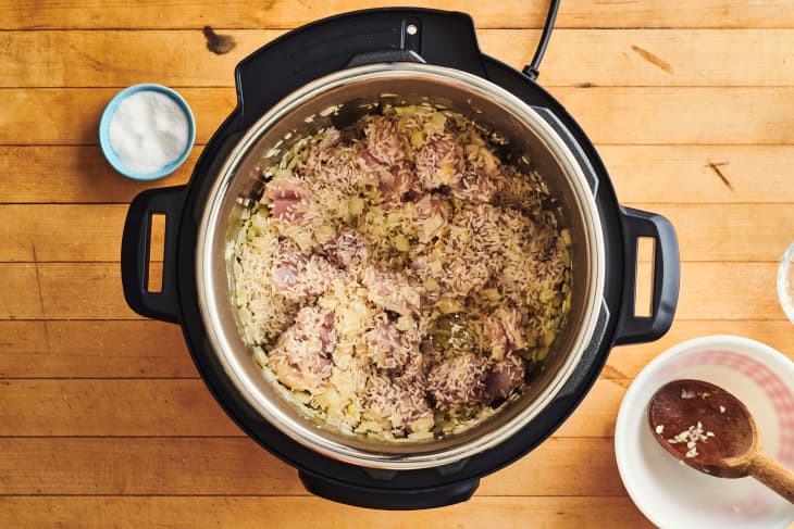 How To Make Creamy Cheesy Instant Pot Chicken and Rice