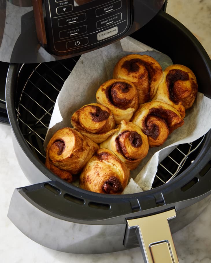 Air Fryer Cinnamon Rolls Recipe The Kitchn