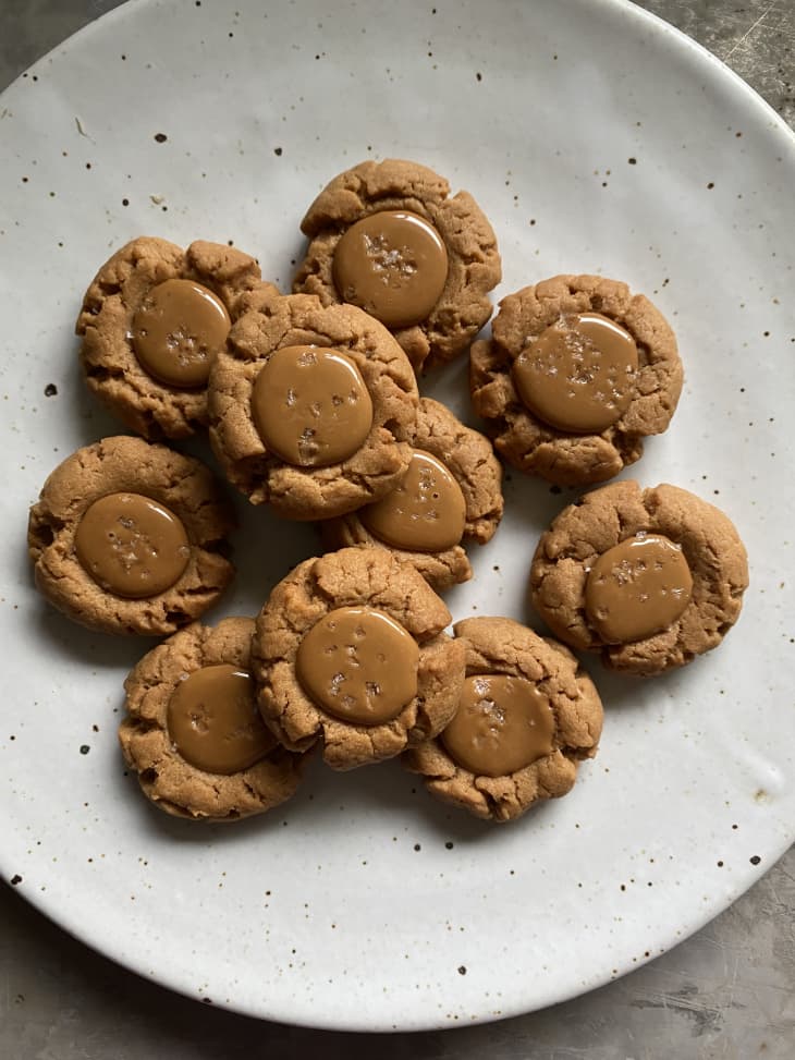 TikTok Viral 3Ingredient Biscoff Cookie (Recipe Review) The Kitchn