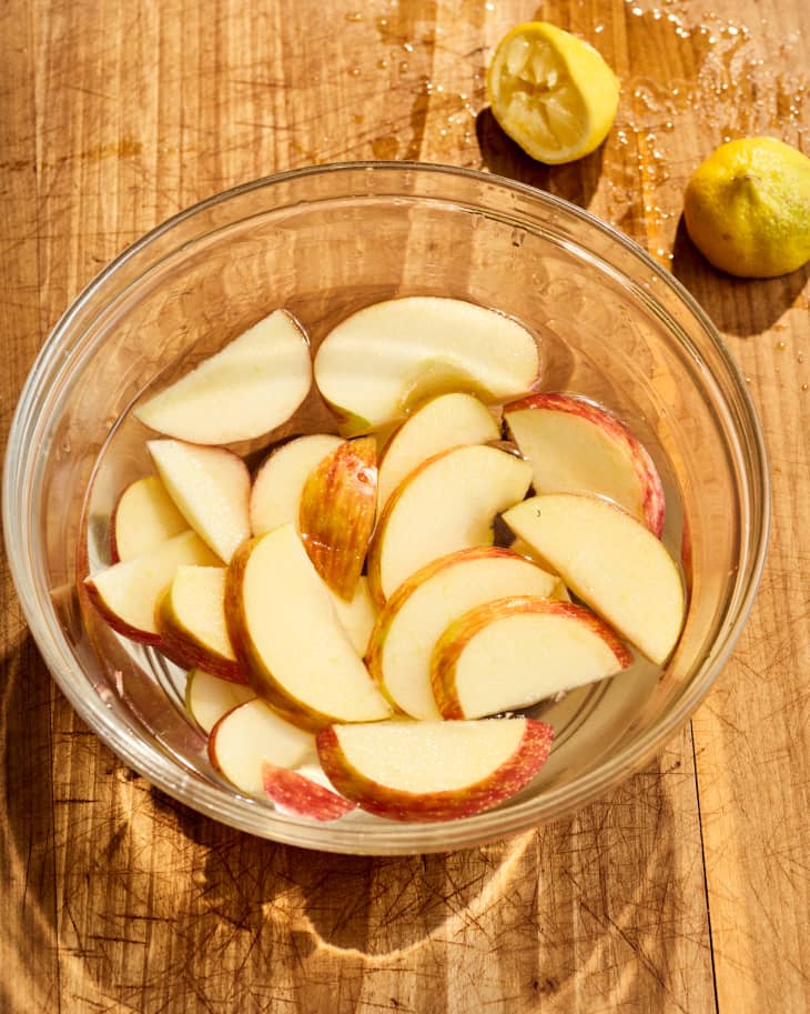 The Best Way to Keep Apples from Browning The Kitchn