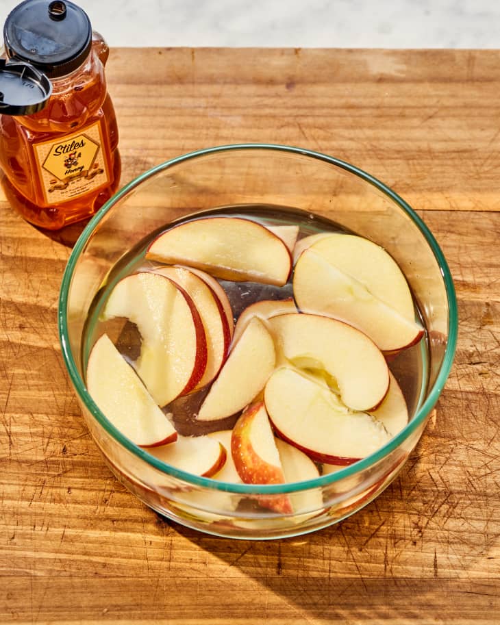 The Best Way to Keep Apples from Browning | The Kitchn