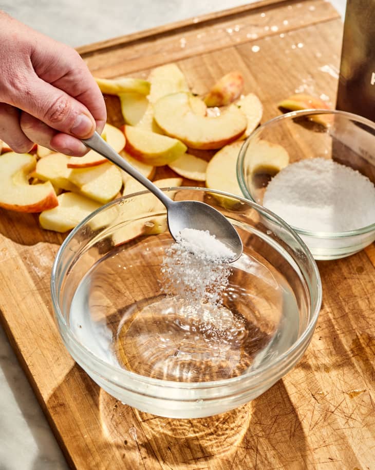 The Best Way to Keep Apples from Browning The Kitchn