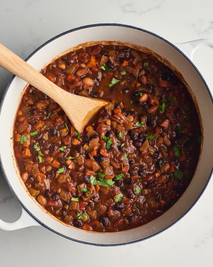 I Tried Cookie & Kate's Homemade Vegetarian Chili Recipe The Kitchn
