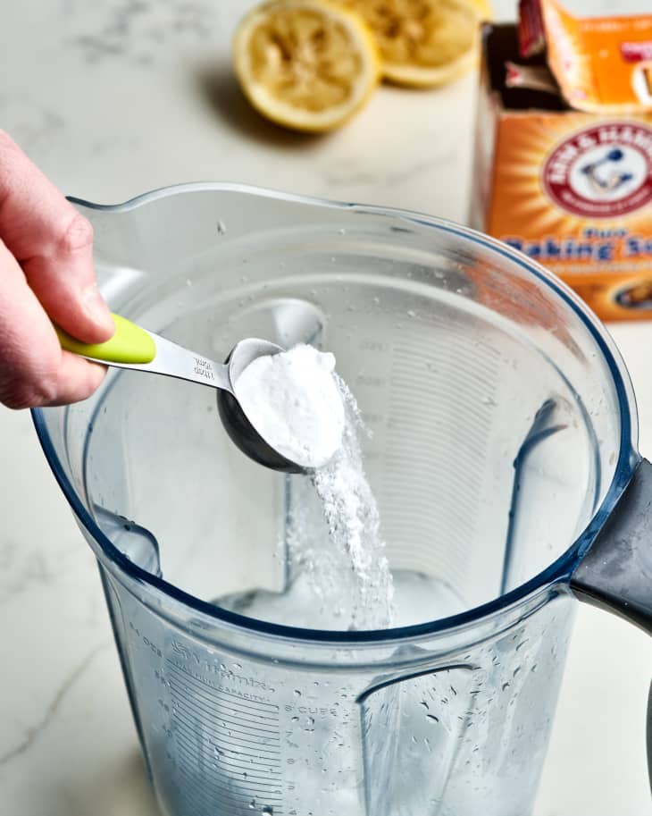 Best Method for Cleaning a Cloudy Blender Container The Kitchn