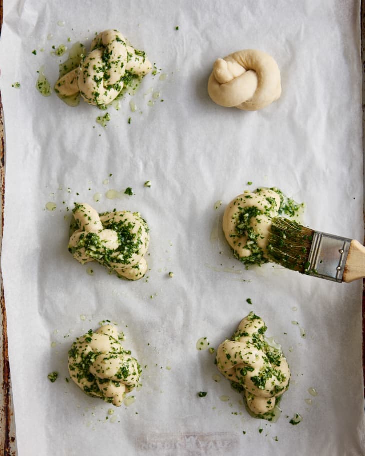 How to Make Garlic Knots (StepbyStep, with Photos) The Kitchn