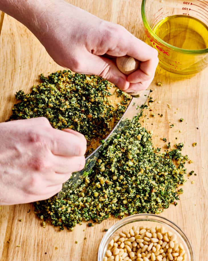 The Best Method for Making Pesto The Kitchn