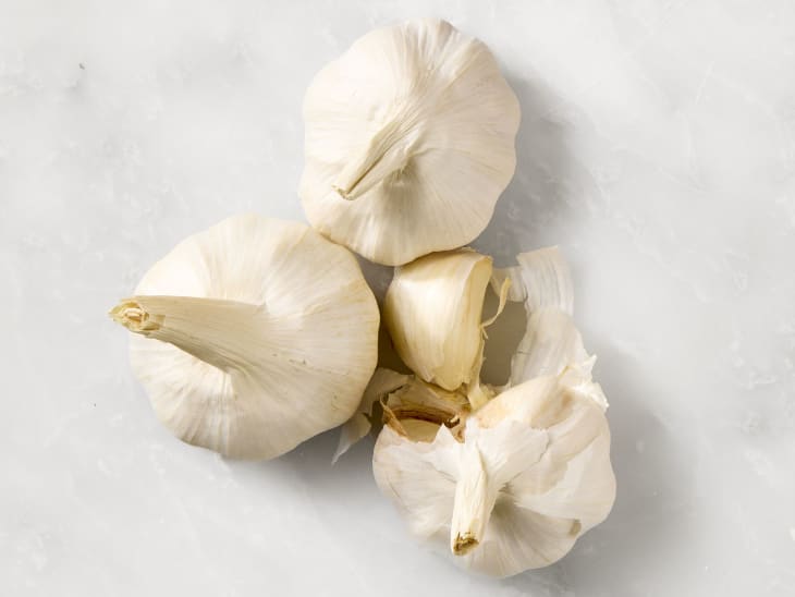 How Long Does Garlic Last? How to Tell If Garlic Has Gone Bad The Kitchn