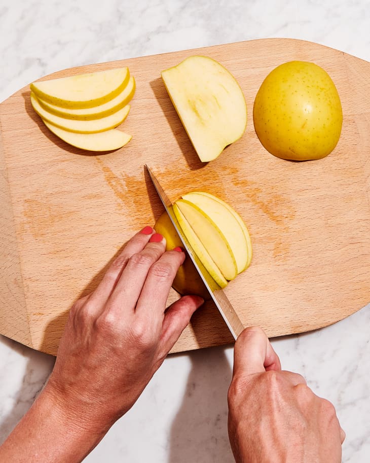 How to Cut an Apple for Baking and Snacking The Kitchn