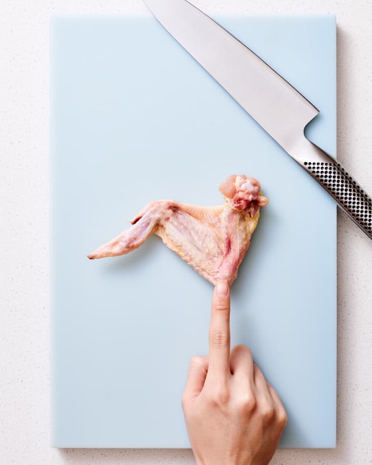 How to Cut Chicken Wings Into Drumettes and Flats The Kitchn