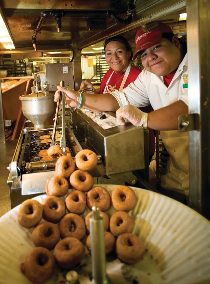 Stew Leonards Grocery Store Best Food Products The Kitchn