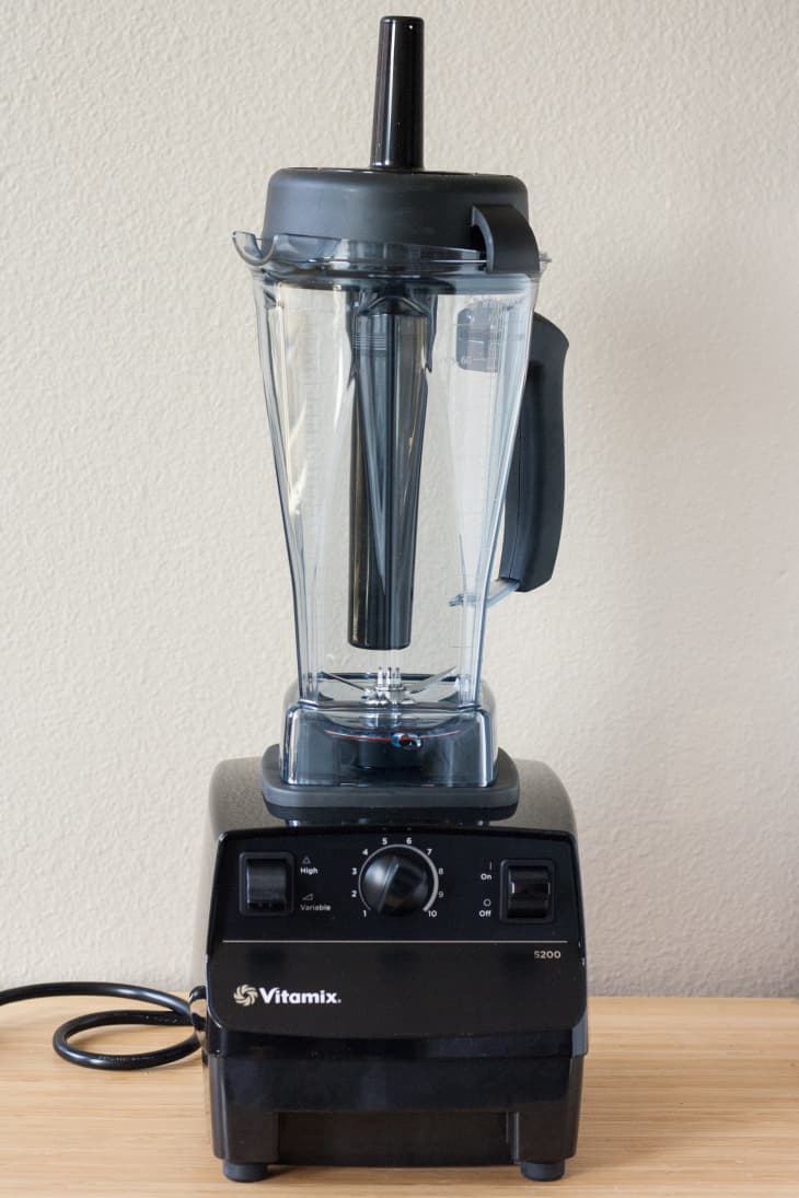 The Vitamix 5200 Will Help You Blend Like a Pro | Kitchn