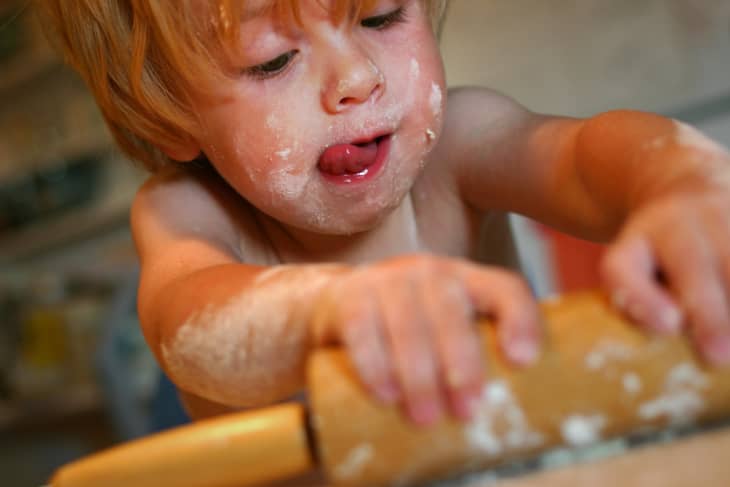 10 Ways Your Toddler Can Help Cook Thanksgiving | The Kitchn