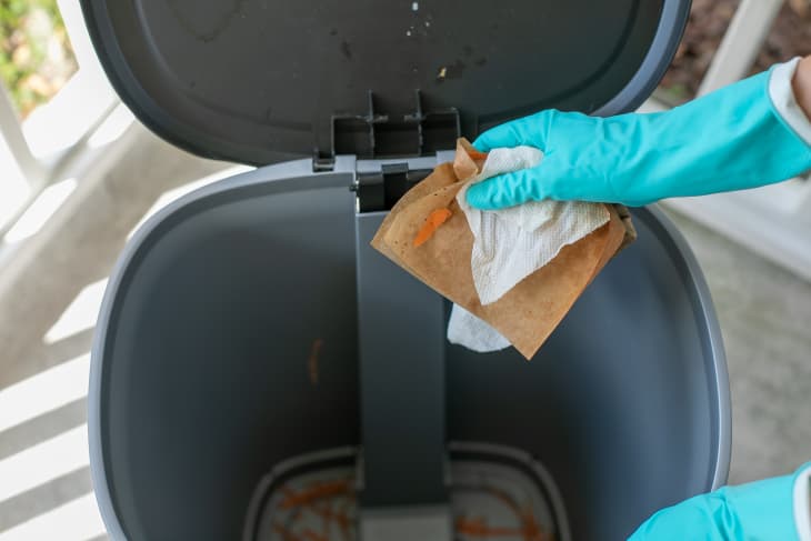 How to Clean Your Trash Can: A Step by Step Guide | Apartment Therapy