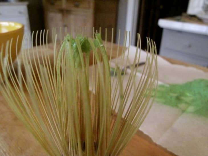 How to Whisk a Bowl of Matcha Green Tea The Kitchn