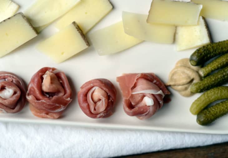 Pretty Party Trays How To Make Prosciutto Rosettes The Kitchn