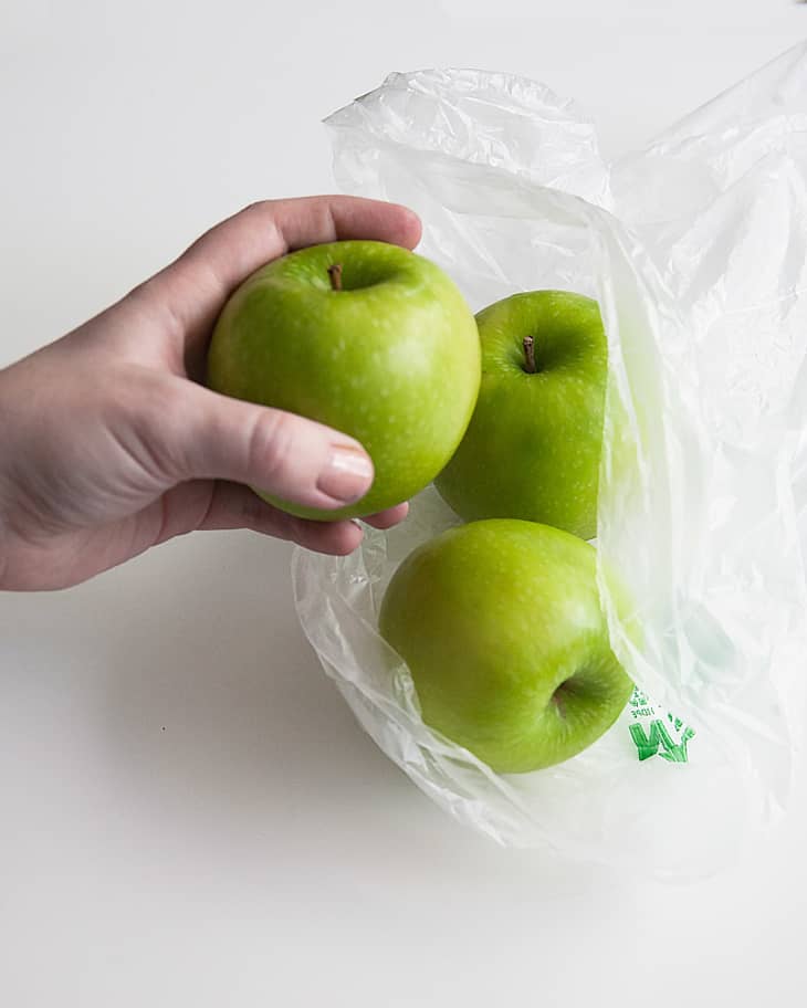 How Many Apples Are in a Pound? The Kitchn